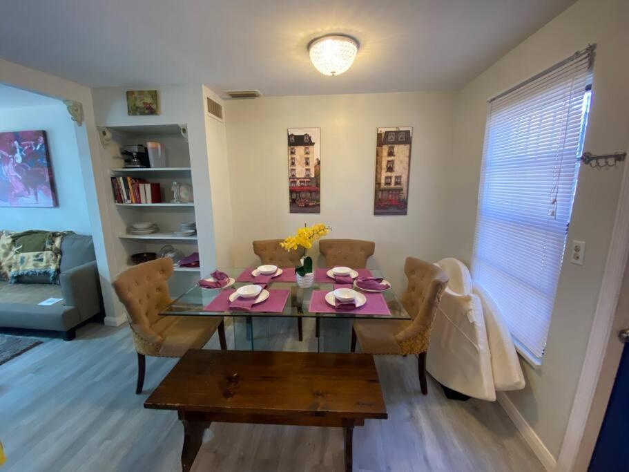 Private Townhouse With Courtyard And Covered Patio West Palm Beach Ngoại thất bức ảnh