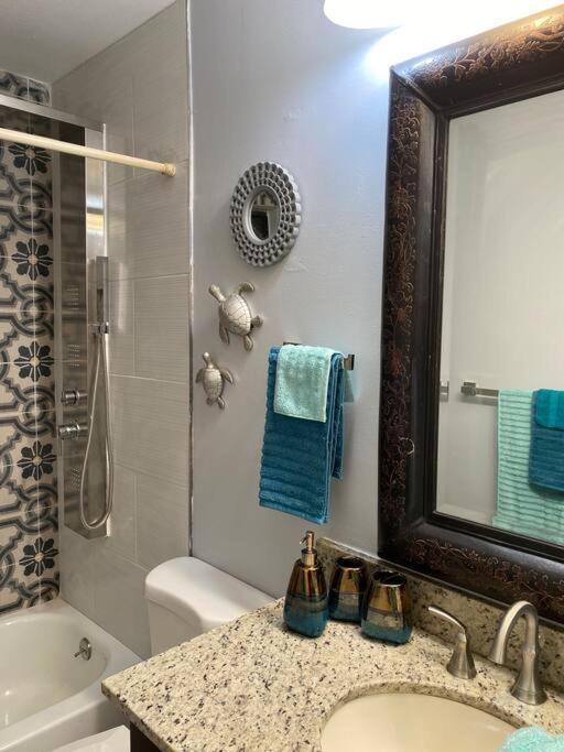 Private Townhouse With Courtyard And Covered Patio West Palm Beach Ngoại thất bức ảnh